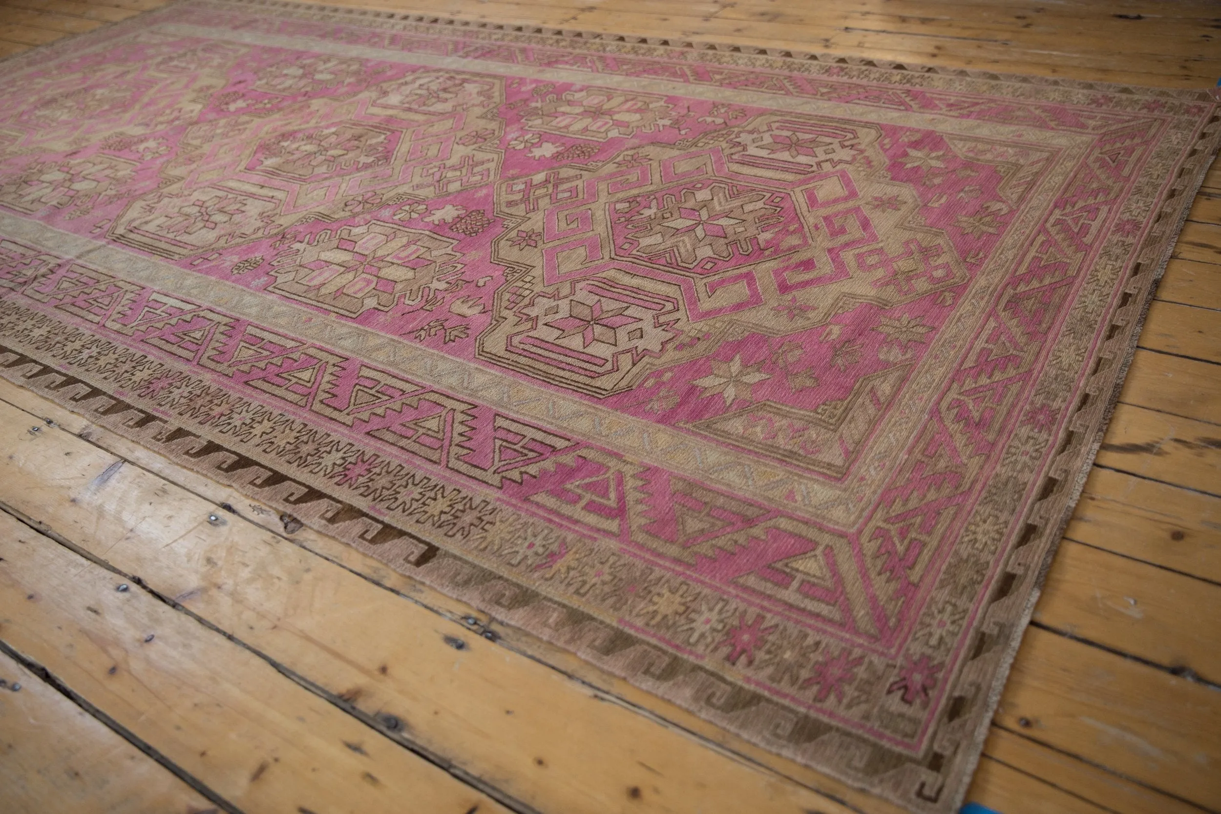 6x11 Vintage Distressed Soumac Carpet