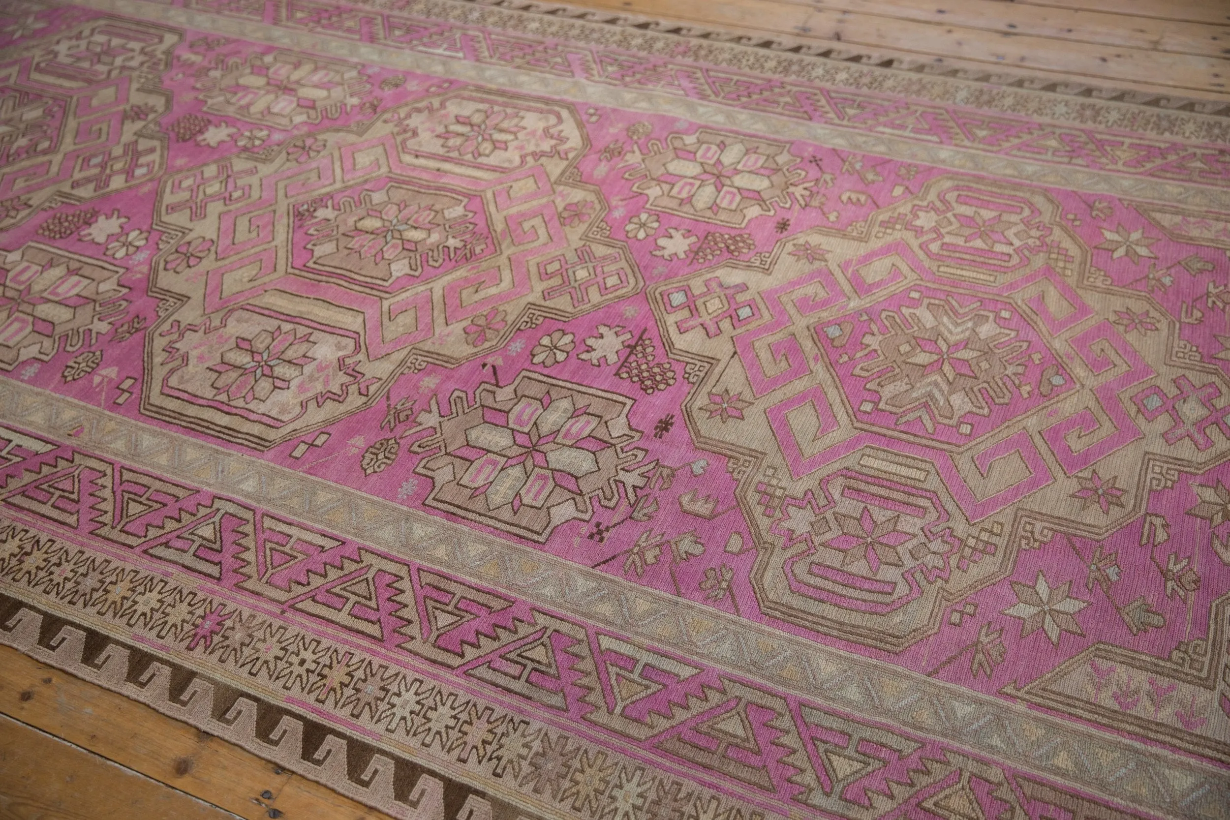 6x11 Vintage Distressed Soumac Carpet