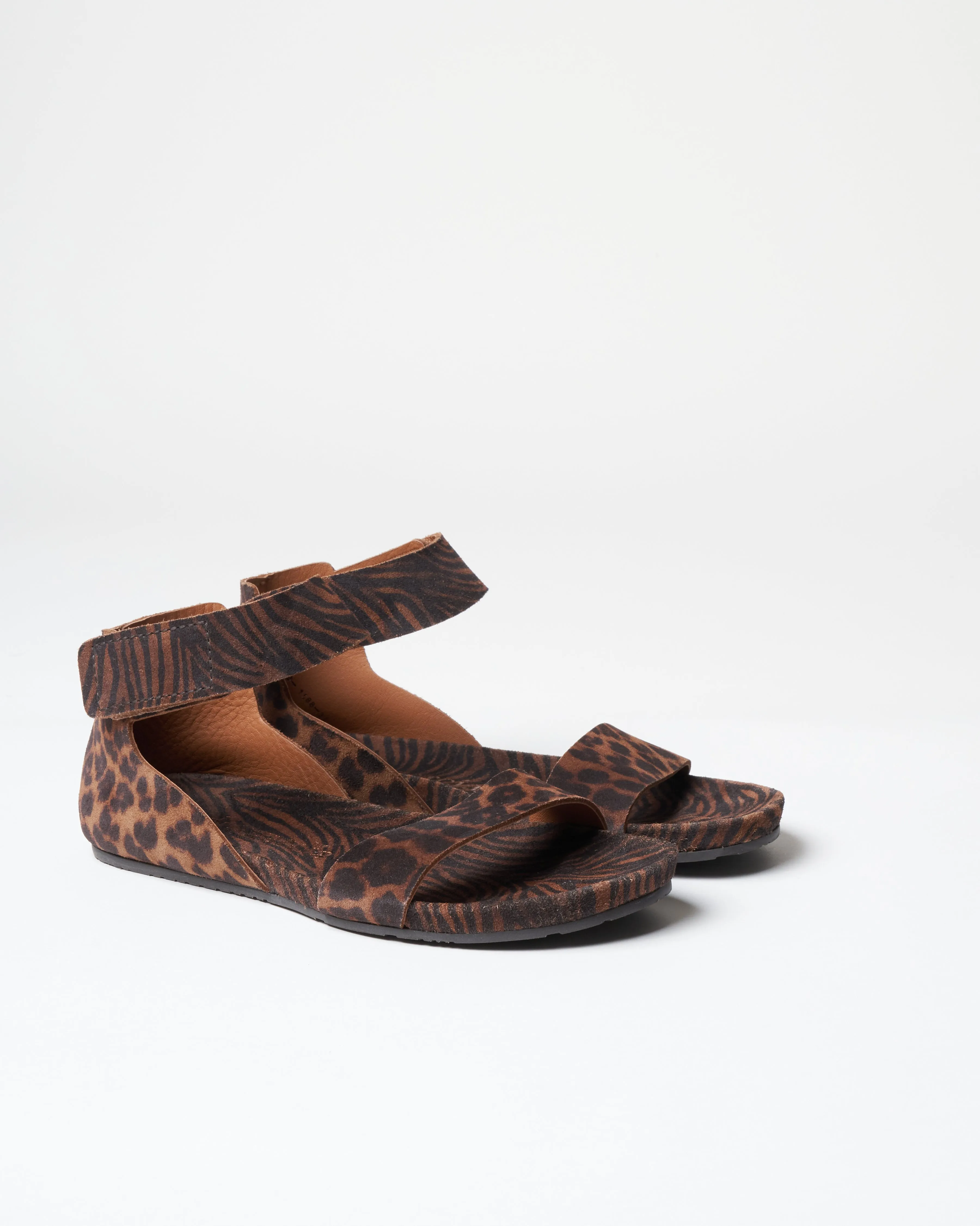 jalila sandal - hazelnut leopard/zebra castoro
