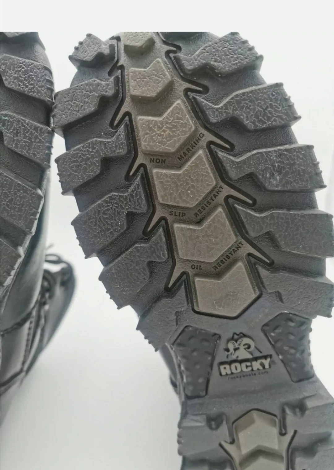 MENS or BOYS SIZE 5W - ROCKY, Waterproof Tactical / Hiking Boots, Black NWOT B19