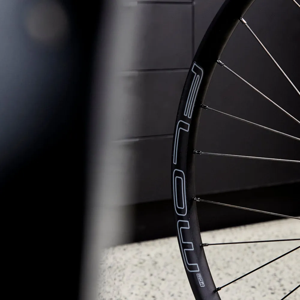 Stans Gravel Crest MK4 29er Chris King CL MTB Wheelset