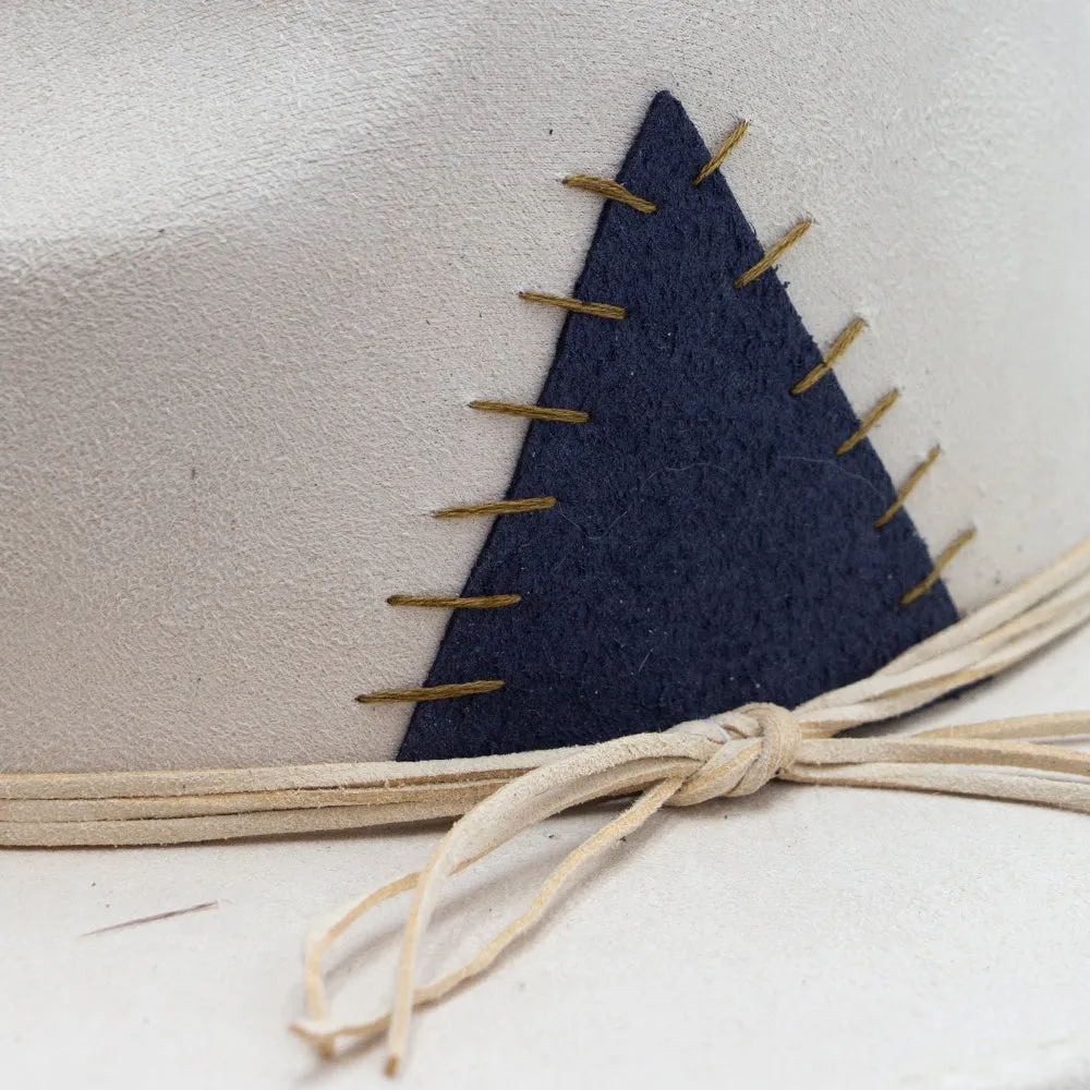 TEKIWA SUEDE
