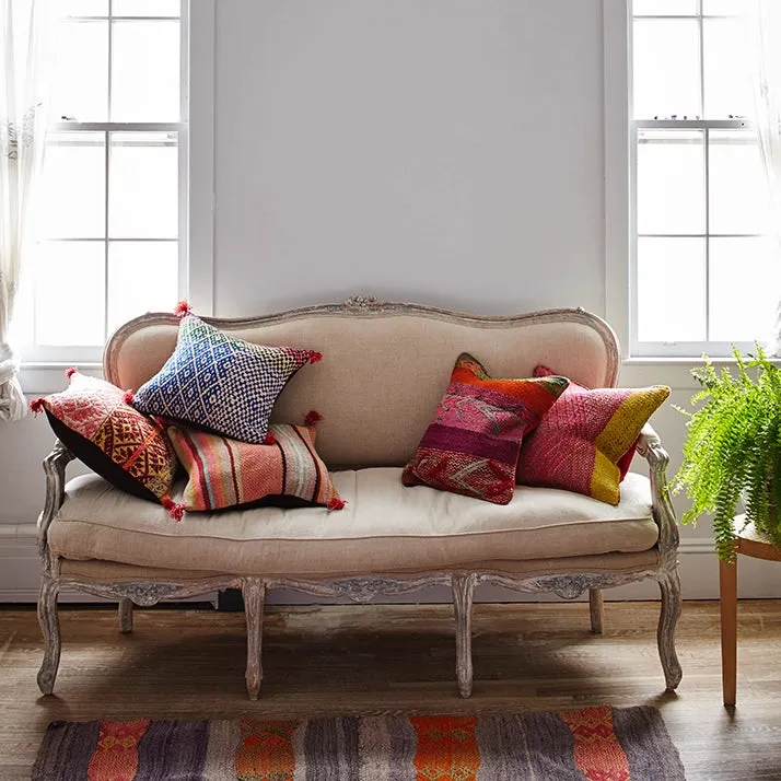 Woven Pillow 33